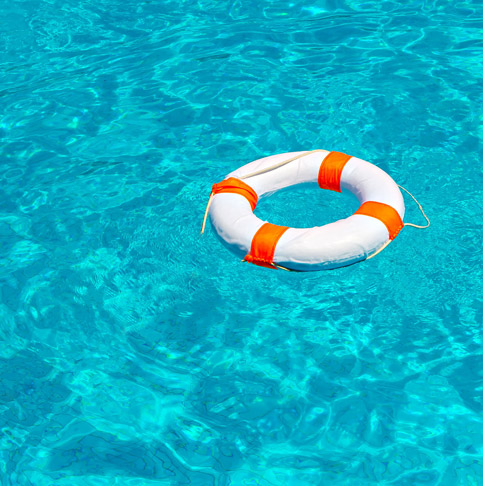 Rettungsring im Wasser